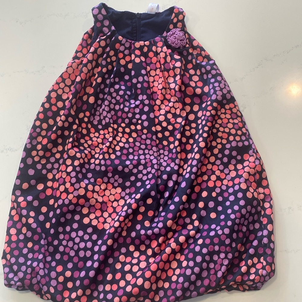 Very cute polkadotted, lined party dress. Girls size 4T